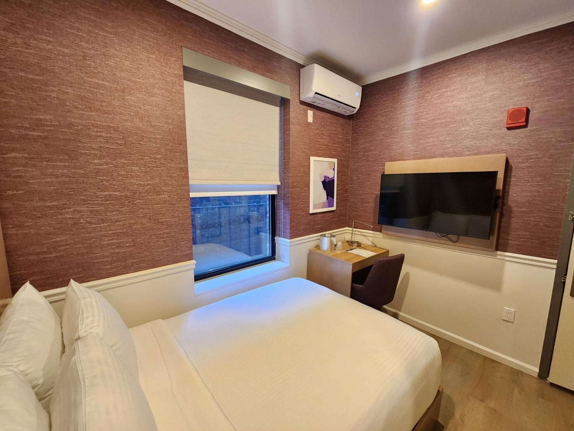 The Mayfair Hotel Times Square, Ascend Hotel Collection Нью-Йорк Екстер'єр фото