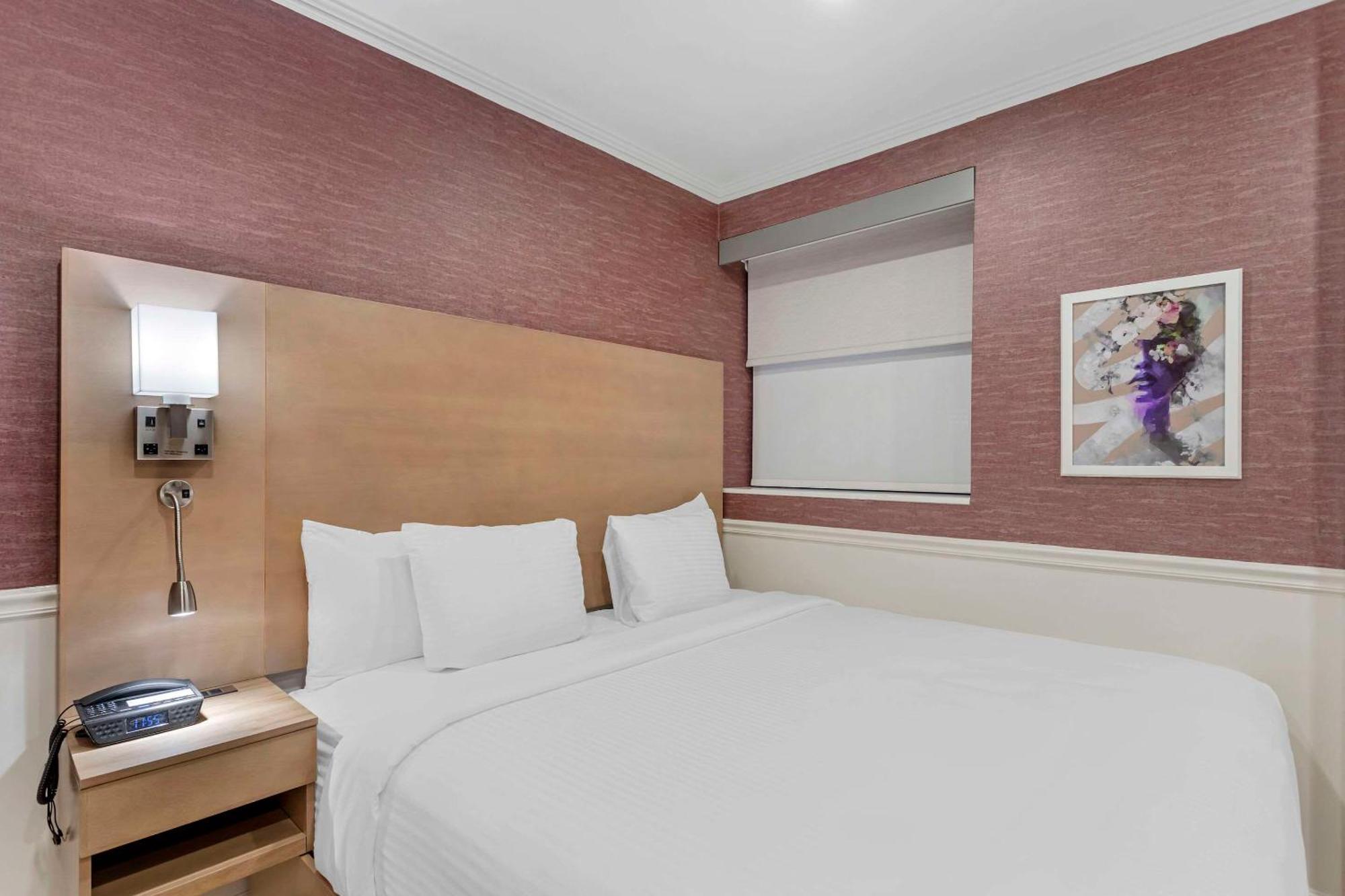 The Mayfair Hotel Times Square, Ascend Hotel Collection Нью-Йорк Екстер'єр фото