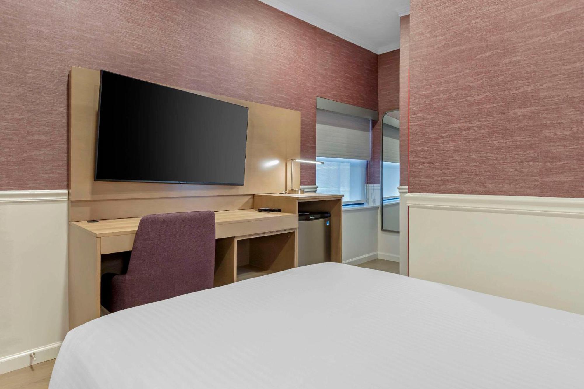The Mayfair Hotel Times Square, Ascend Hotel Collection Нью-Йорк Екстер'єр фото